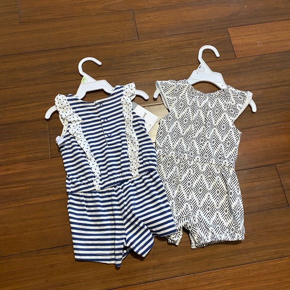 New baby girl romper - Picture 2 of 2